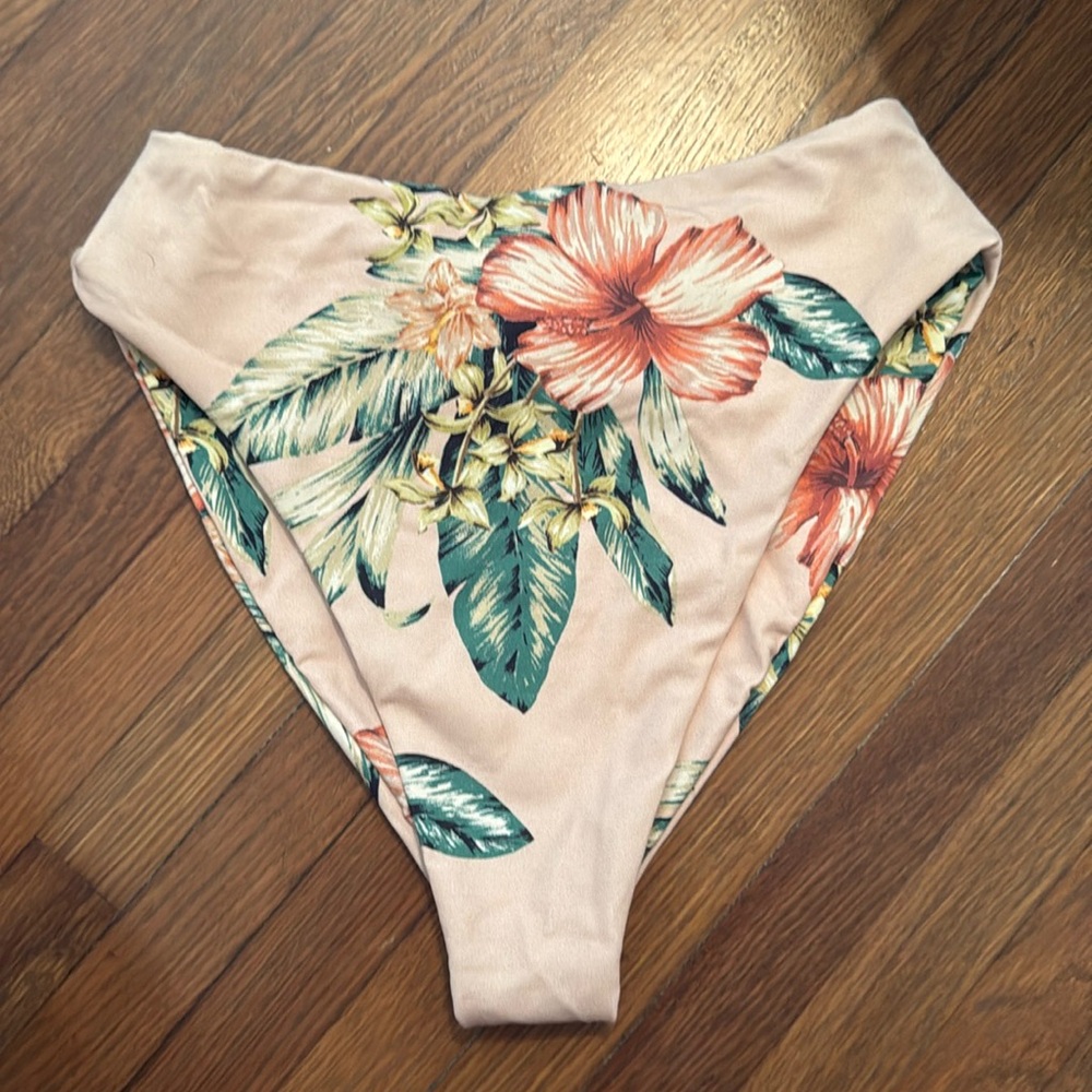Montce swim bottom